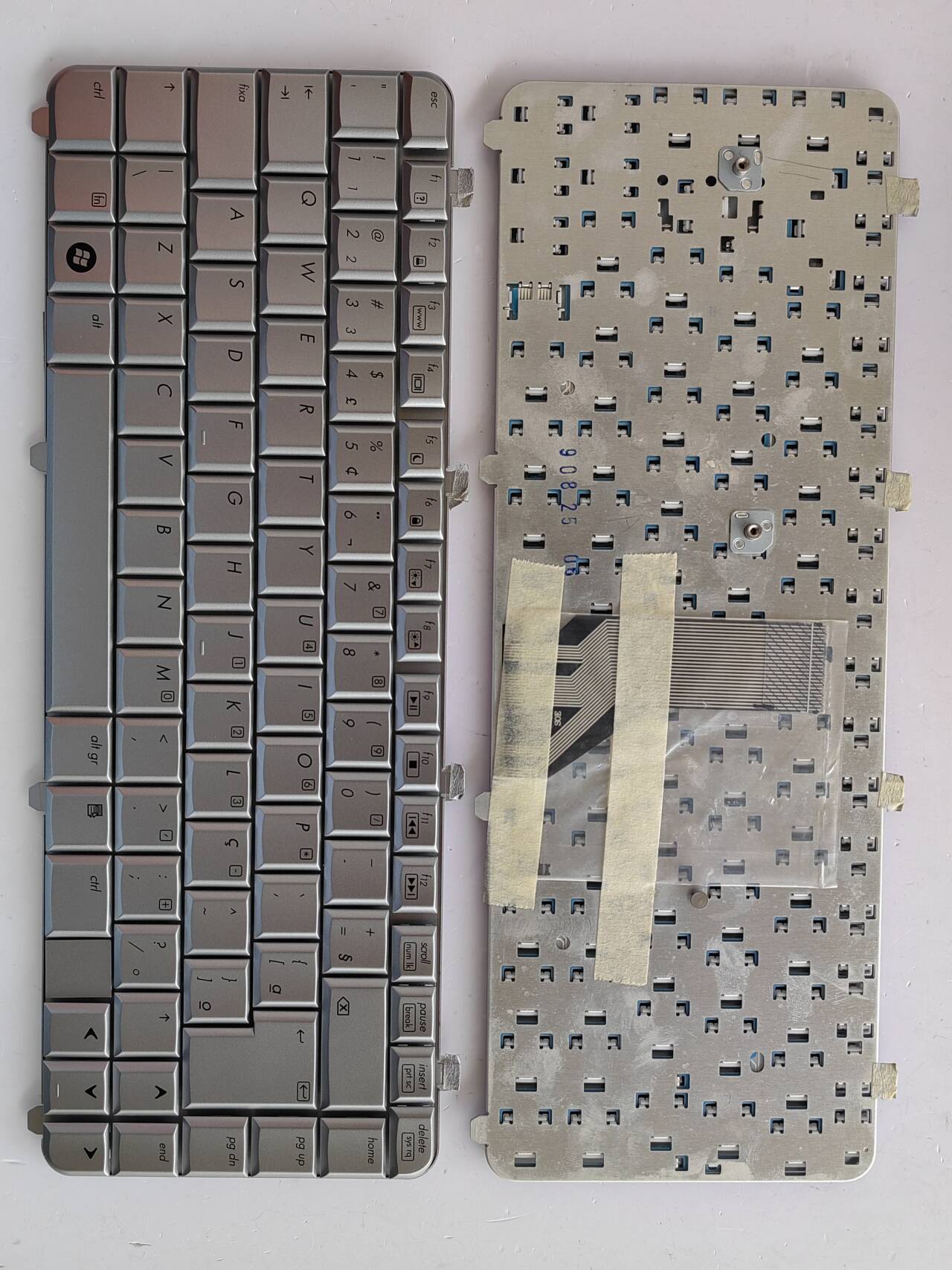 Picture of New Replacement Laptop Keyboard For HP DV5/DV5-1000 SILVER BR Layout